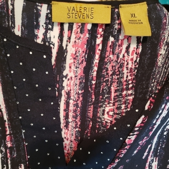 Valerie Stevens Navy and Pink VNeck Blouse Sz XL - Picture 8 of 10
